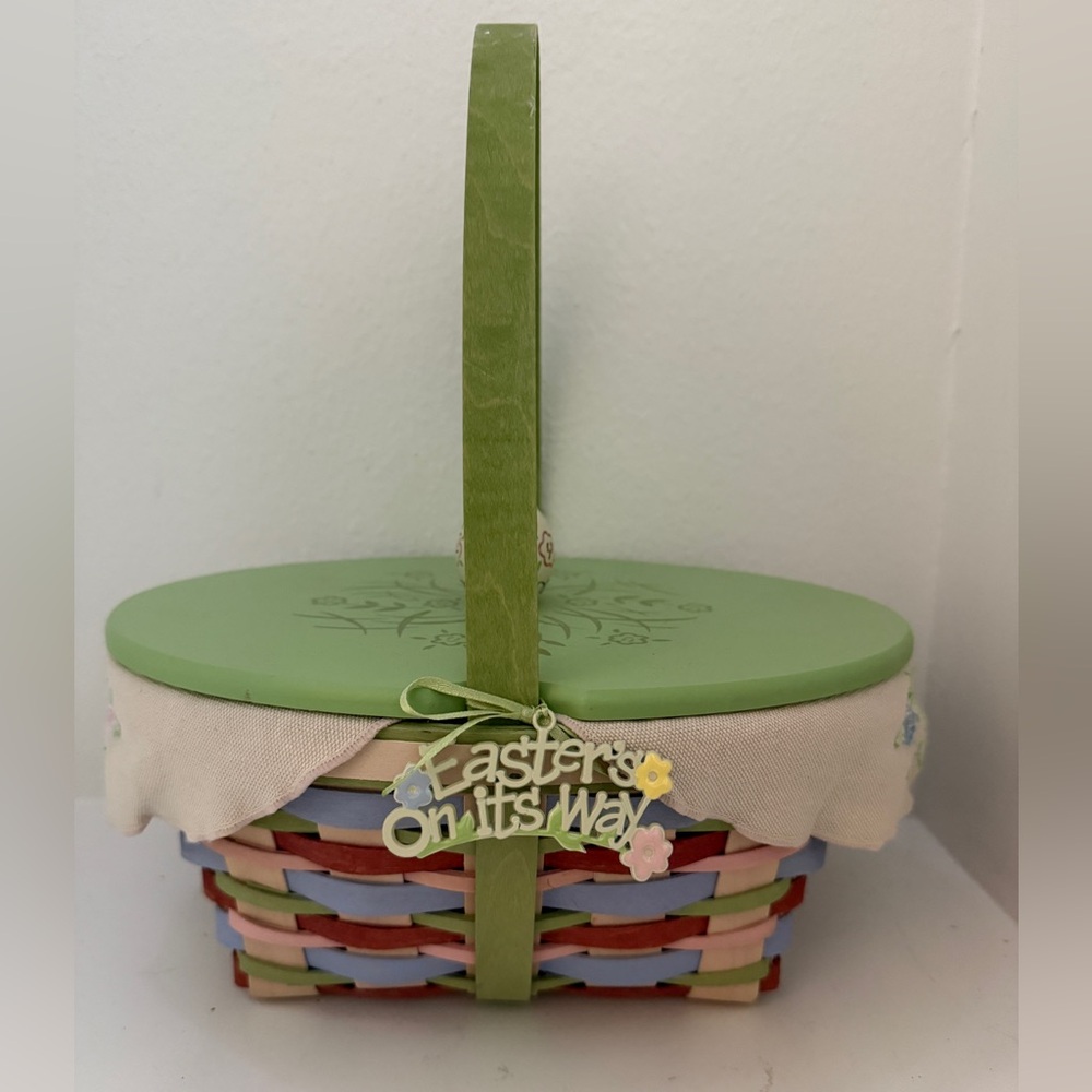 Longabergsr vintage Cream and Green Woven Easter Basket